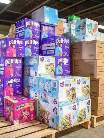 Bulk diapers pallet for sale