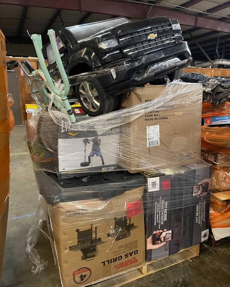 tactical-gear-liquidation-pallet